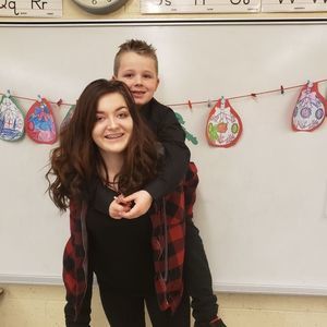 Meet your Posher, Dana